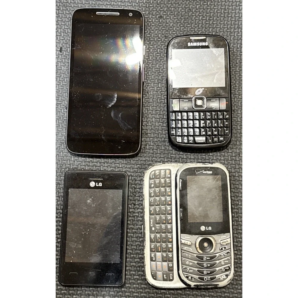 Lot of 4 Cellphones For Parts Or Repair | Samsung LG Motorola, VTG to Now